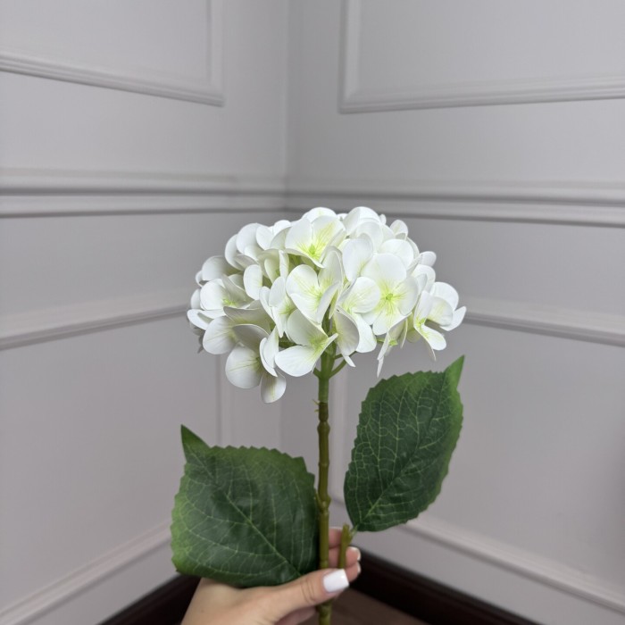 Гортензія штучна латексна h=70см. d=17 cm 1шт. Колір: білий QR-66
