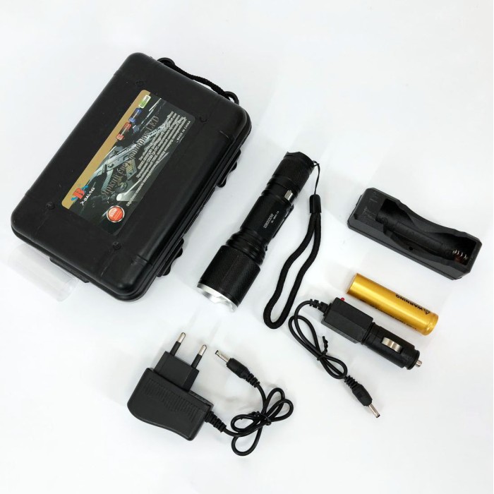 Ліхтар акумуляторний світлодіодний потужний, Світильник зі світлодіодним зарядним портом WC-31