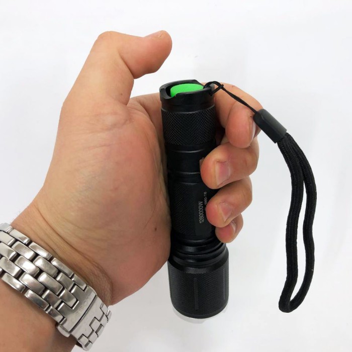 Ліхтар акумуляторний світлодіодний потужний, Світильник зі світлодіодним зарядним портом WC-31