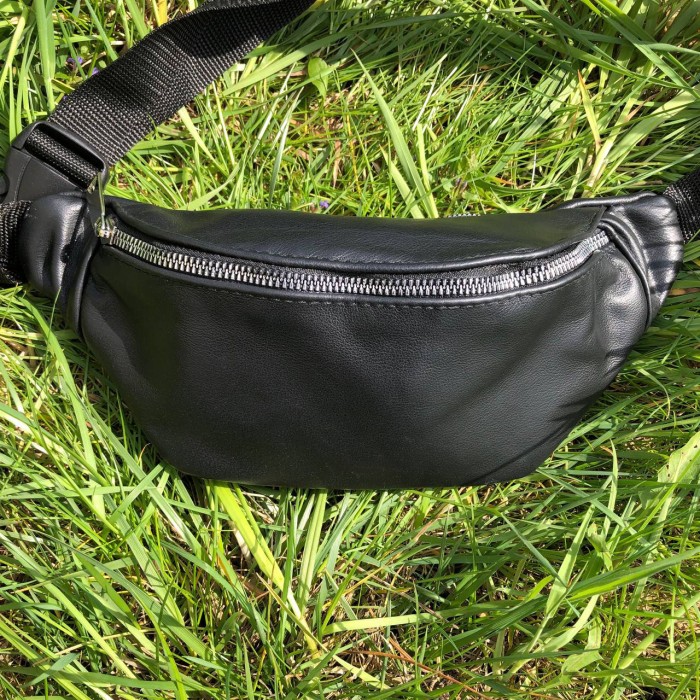 Фірмова чоловіча сумка бананка, Бананка чорна з натуральної шкіри Сумка чоловіча шкіряна MY-91