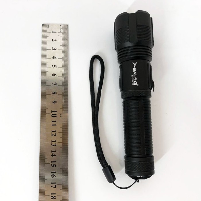 Потужний ліхтар із можливістю зарядки Bailong BL-Z01-P50, Потужний ліхтарик для дому із зарядкою YI-65