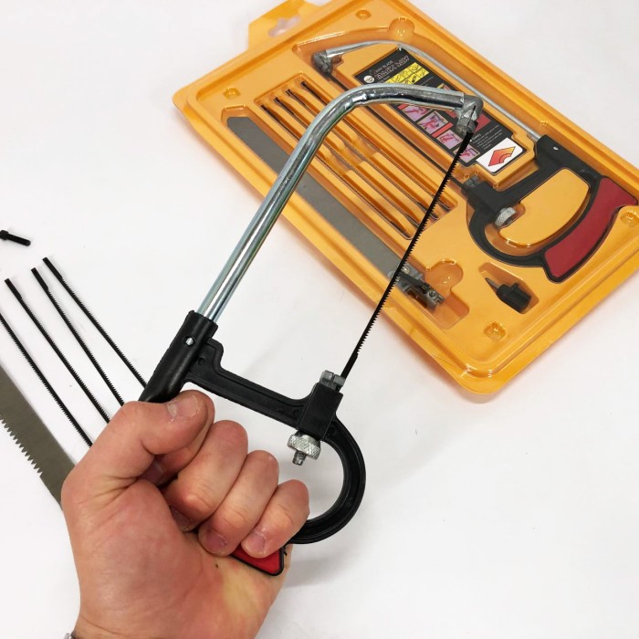 Ножівка по дереву HLV в наборі з пилками RS-58