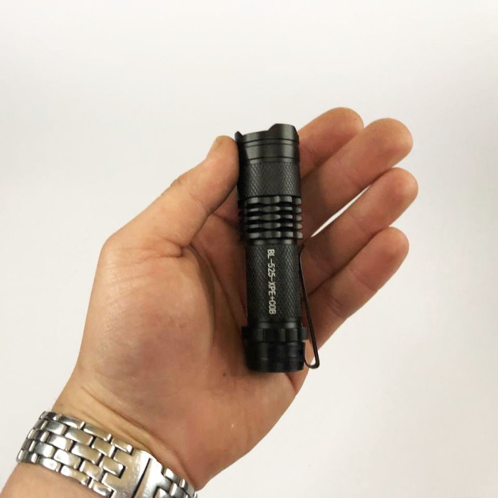 Світильник зі світлодіодним зарядним портом, Потужний ліхтарик для дому із зарядкою MC-17