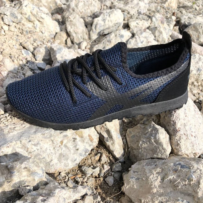 що дихають 40, Чоловічі кросівки для повсякденного життя, Чоловічі кросівки на літній сезон OB-90