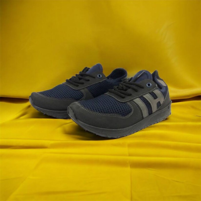 М'які кросівки з сітки, Легкі кросівки під джинси чоловічі Літні дихаючі в подарунок KU-99