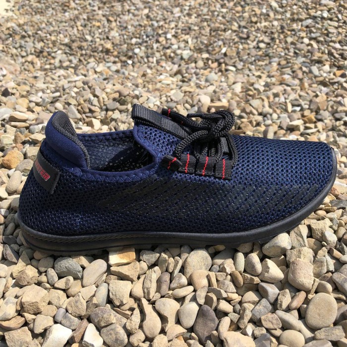 Кросівки модні стильні для хлопця 40, Легкі текстильні кросівки на літо чоловічі сітка EZ-14