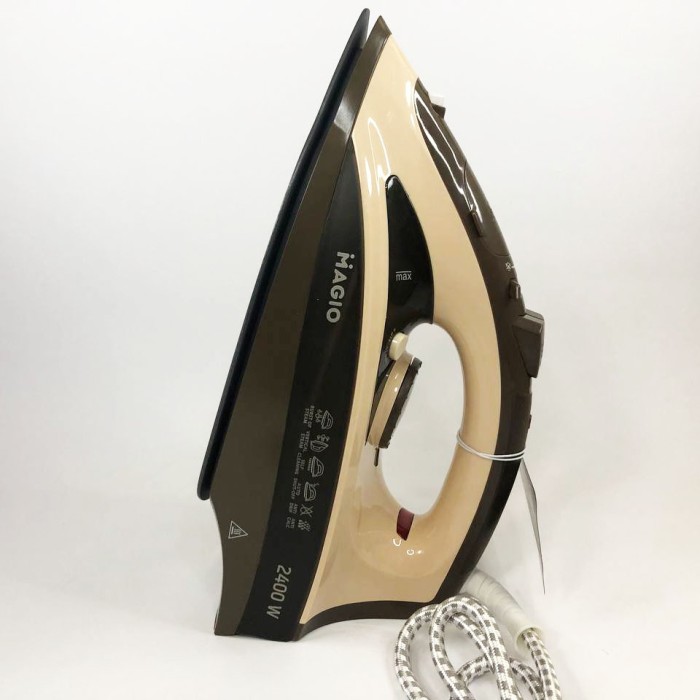 Потужна праска для швидкого прасування Magio MG-134 2400 Вт, Парова праска для прасування ZU-83