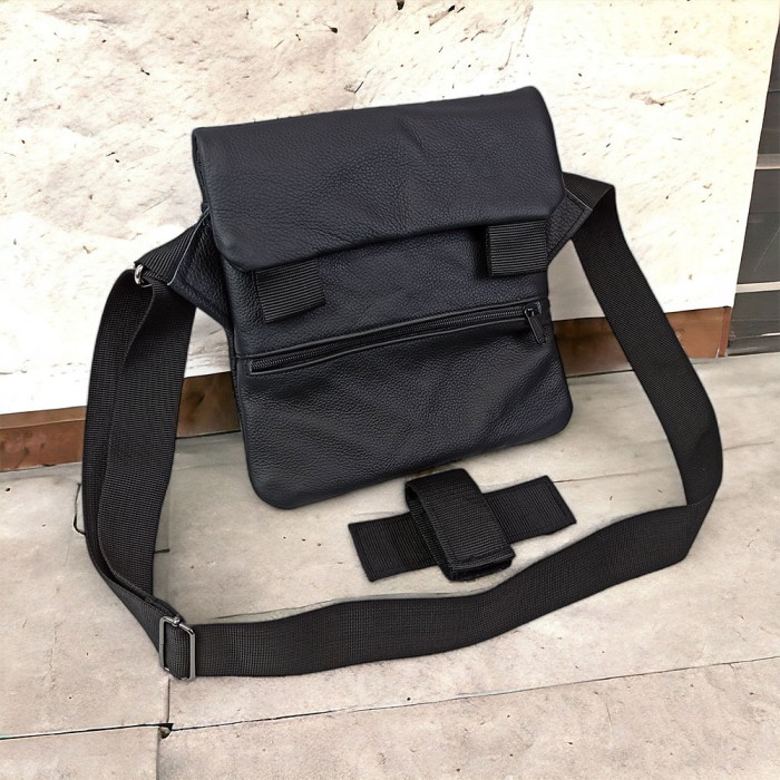 Набір 2В1. Шкіряна сумка з кобурою + ліхтарик професійний POLICE BL-X71-P50 BY-83