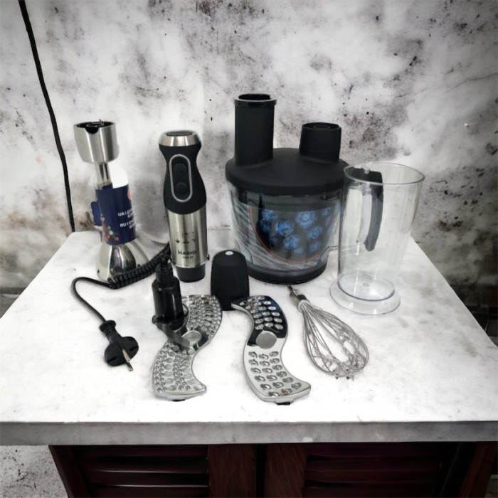 Блендер для сніданків і коктейлів MAGIO, Блендери з насадками, Занурювальний блендер з чашею EB-91