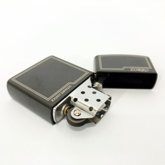 Оригінальна запальничка бензинова Zorro HL-300, Запальничка бензинова щаслива, SF-661 Подарункові запальнички
