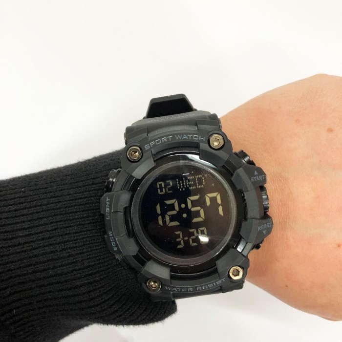 Електронний спортивний годинник SKMEI, Армійський годинник протиударний Сучасний військовий WE-99