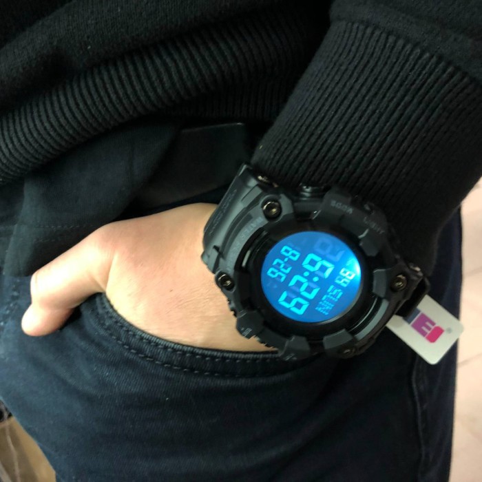 Наручні годинники для армії SKMEI 1968BKWT, Наручні годинники з електронним механізмом LM-29