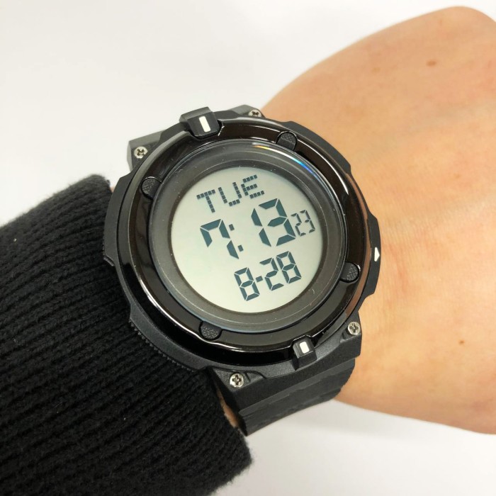 Армійські електронні годинники SKMEI, Спортивні годинники чоловічі водонепроникні YE-57