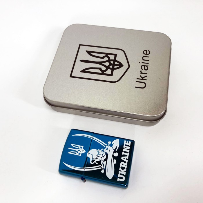 Топ запальничок з USB-зарядкою HL-449, Запальничка в подарунковому футлярі, Запальничка CJ-533 на зарядці