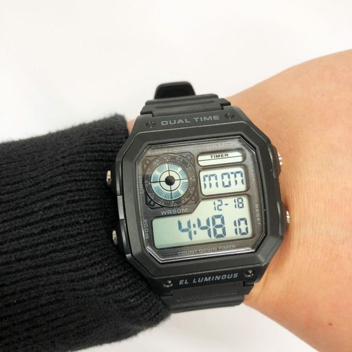 Чоловічий армійський водостійкий тактичний годинник SKMEI 1299BK, Годинник Спецназ VQ-76