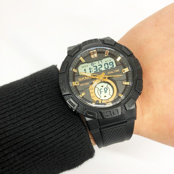 Водонепроникні наручні годинники для військових видів спорту, Годинники чоловічі для плавання IP-31