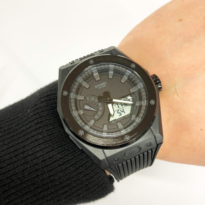 Годинники спортивні багатофункціональні SKMEI, Оригінальні спортивні годинники для подорожей XO-49