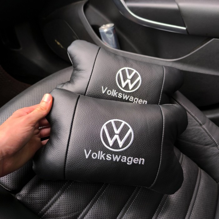 Подушка на авто сидіння Volkswagen, Подушка для салону авто, Подарунок в машину чоловікові TY-82
