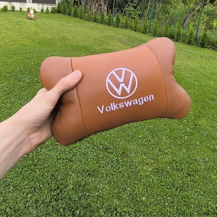 Оригінальний подарунок автомобілісту Volkswagen, Подушки з логотипом від виробника AY-46