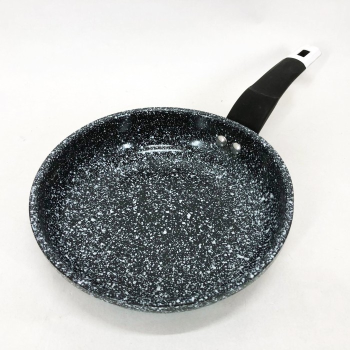 Сковорода для смаження на індукційній плиті UNIQUE UN-5102 20 см, Легка у використанні сковорода AR-46