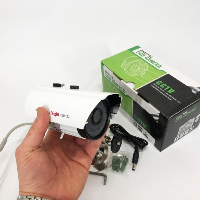 IP камери відеоспостереження UKC MOD-635 IP 1.3 MP, Відеокамера з прожектором KB-318 та мікрофоном