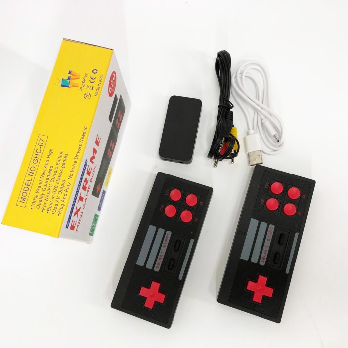 Ігрова ТВ-приставка з двома джойстиками N-22, Приставка в стилі ретро, Dendy приставка з безліччю ігор CQ-13
