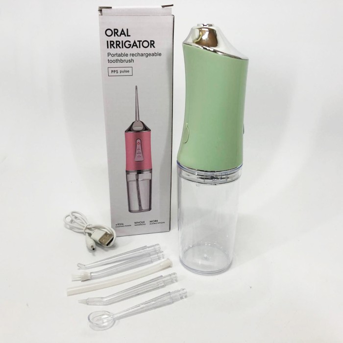Іригатор для чищення зубів та порожнини рота Oral Irrigator з акумулятором та змінними насадками. Колір: зелений LZ-81