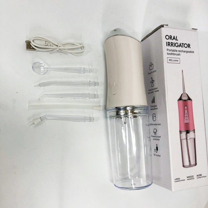 Іригатор для чищення зубів та порожнини рота Oral Irrigator з акумулятором та змінними насадками. Колір: білий CH-57