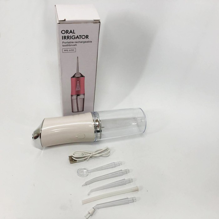 Іригатор для чищення зубів та порожнини рота Oral Irrigator з акумулятором та змінними насадками. Колір: білий XJ-99