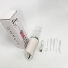 Іригатор для чищення зубів та порожнини рота Oral Irrigator з акумулятором та змінними насадками. AS-727 Колір: білий