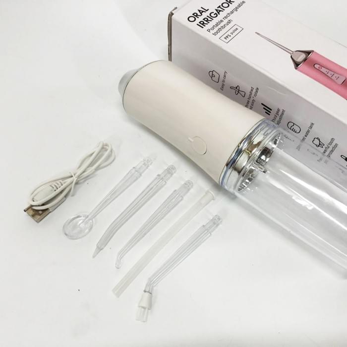 Іригатор для чищення зубів та порожнини рота Oral Irrigator з акумулятором та змінними насадками. AS-727 Колір: білий