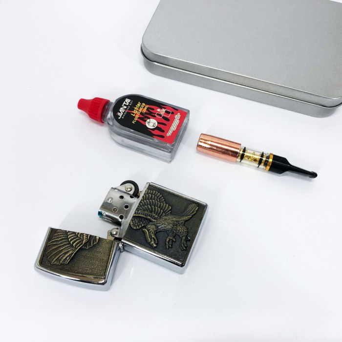 Запальничка в подарунок подарунок на день народження N9, Вітрозахисна запальничка XT-11