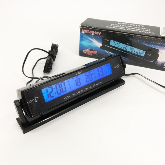 Автомобильные часы с подсветкой VST-7013V вольтметр, 2 термометра Авточасы с выносным термометром UQ-50