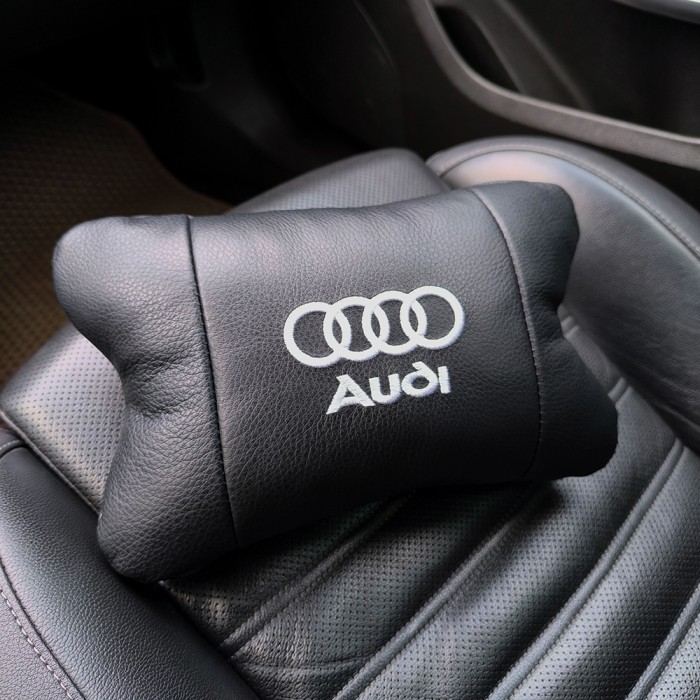 Автомобільна подушка для підголівника Audi – чорна натуральна шкіра