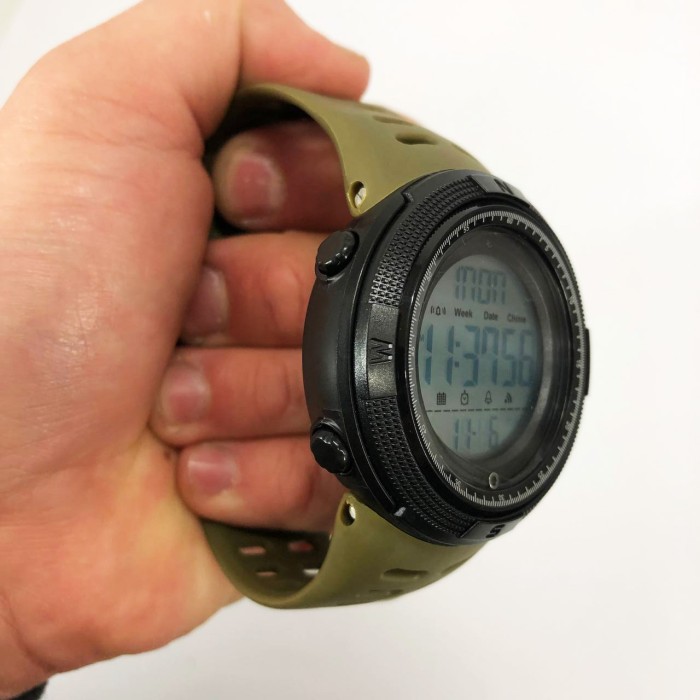 Якісні чоловічі тактичні годинники SKMEI 2070AG, Армійські годинники протиударні для туризму ZB-13