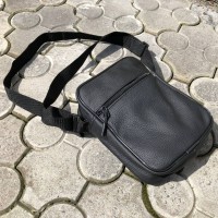 Сумка чоловіча чорна вертикальна щоденна, Сумка через плече, Сумка-месенджер для роботи RA-70