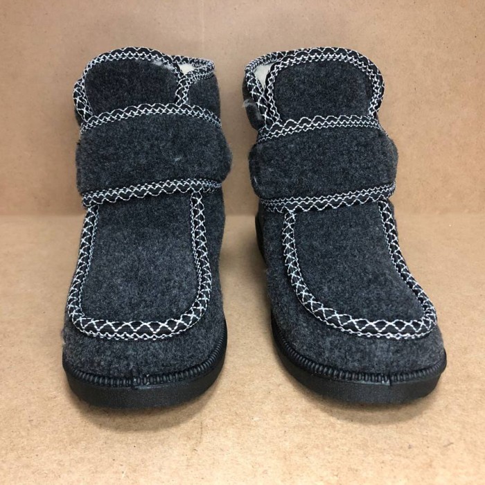 Уггі жіночі 38р, Бурки бабуші жіночі повсть, Жіночі дутики водонепроникні чорні зимові калоші ZF-17