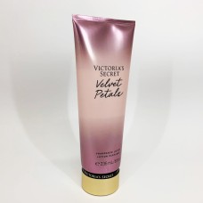 Лосьйон для тіла Victoria's Secret Velvet Petals 236 мл Original KW-26