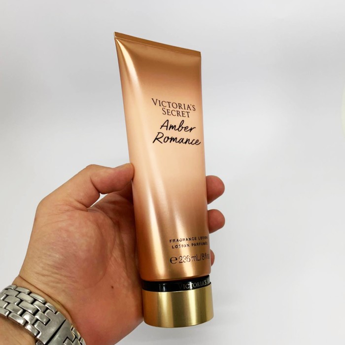 Лосьйон для тіла Victoria's Secret Amber Romance 236 мл Original CP-77