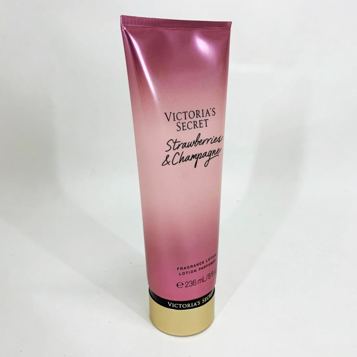 Лосьйон для тіла Victoria's Secret Strawberries Champagne 236 мл Original PY-34