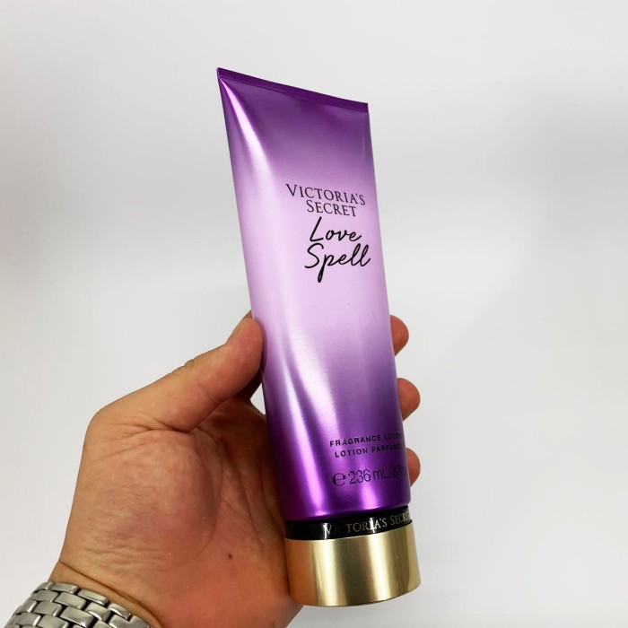 Лосьйон для тіла Victoria's Secret Love Spell 236 мл Original KU-46