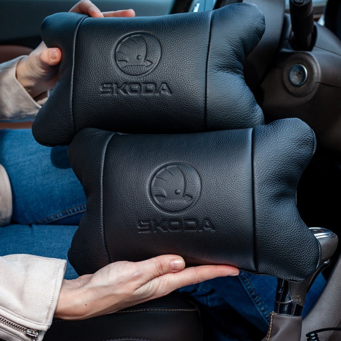 Подушка для шиї для водія Skoda Шкода, Подушка під шию з логотипом, Подушки WI-873 для машини
