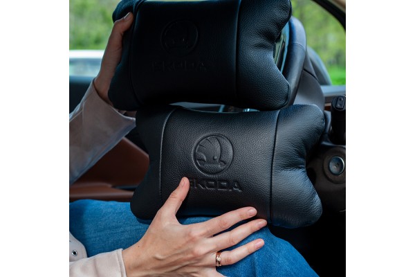 Подушки для шиї на підголівник Skoda, Оригінальний подарунок автомобілісту, Подарунок водієві YG-70