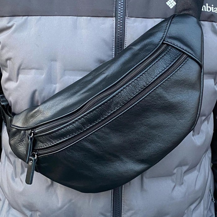 Чорна сумка бананка шкіряна, Міська сумка на груди для чоловіків, Бананка нагрудна OC-42