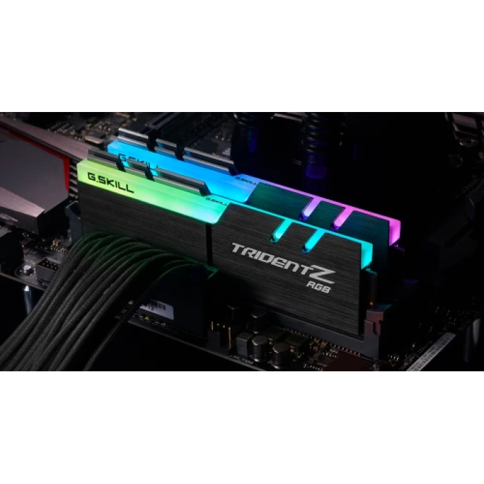 Оперативна пам’ять G.Skill Trident Z RGB DDR4 32 ГБ