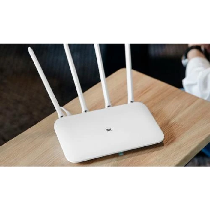Двохдіапазонний роутер Xiaomi Mi WiFi Router 4A Global