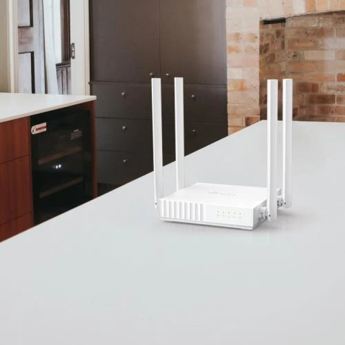 TP-Link Archer C24 — білий Wi-Fi роутер для 2,4/5 ГГц