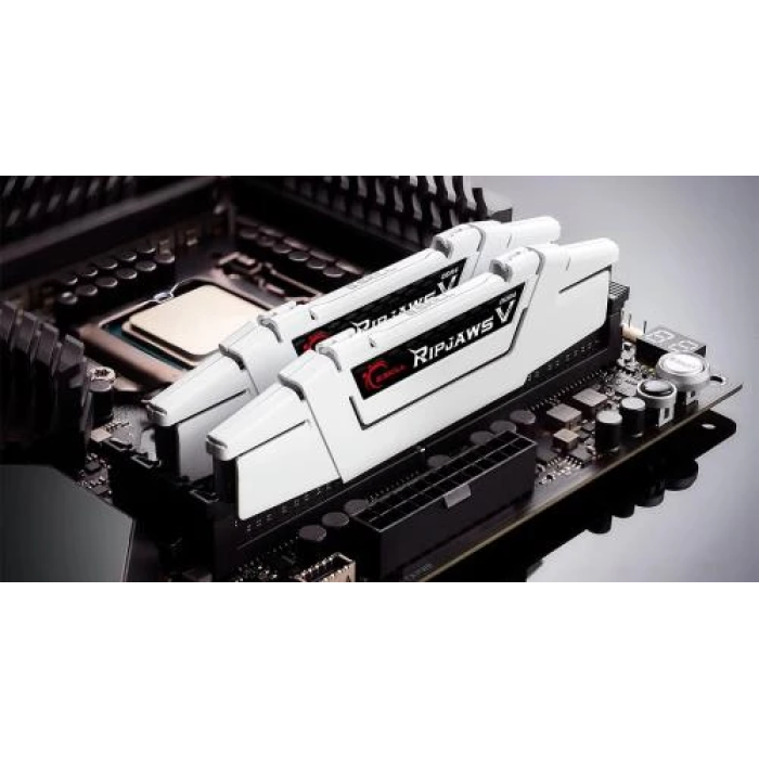 Пам'ять 16Gb x 2 (32Gb Kit) DDR4, 3600 MHz, G.Skill Ripjaws V, White, 18-22-22-42, 1.35V, з радіатором (F4-3600C18D-32GVW)
