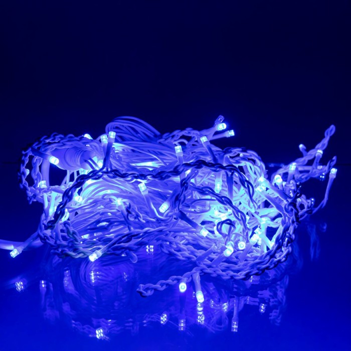 Новорічна гірлянда вулична Бахрома 6 м 105 LED білий провід Синій 6МWBL (88543)
