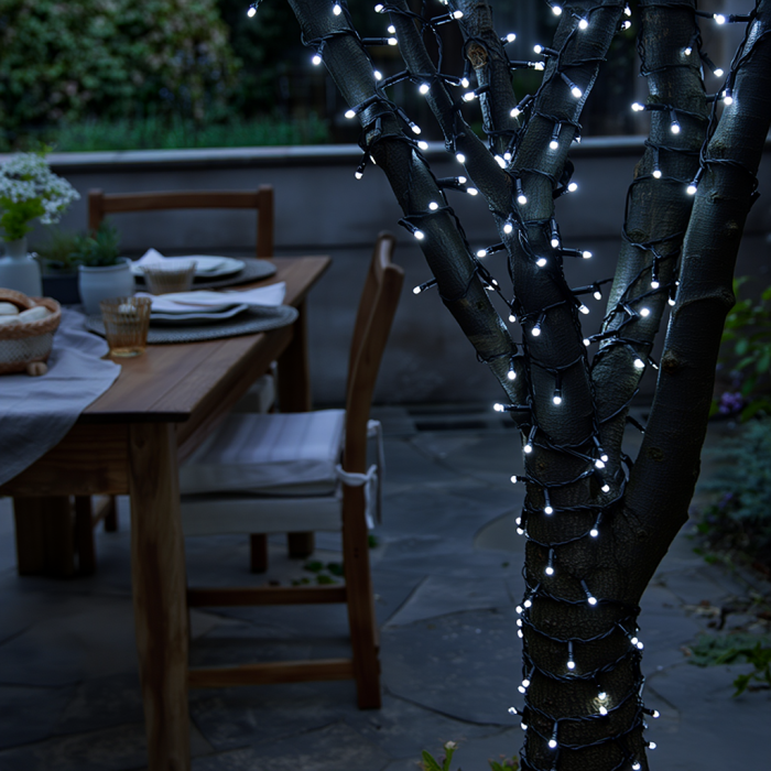 Новорічна гірлянда вулична 30 м 300 LED з сонячною батареєю чорний провід Білий SB300L30MBW (66511)